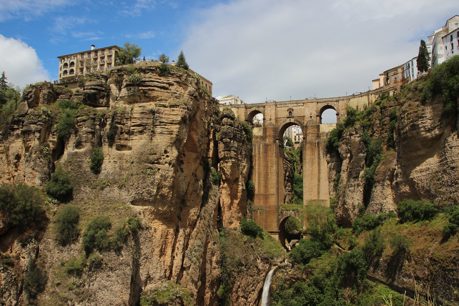 La idílica estampa del Tajo de Ronda: querrás inmortalizarla para siempre