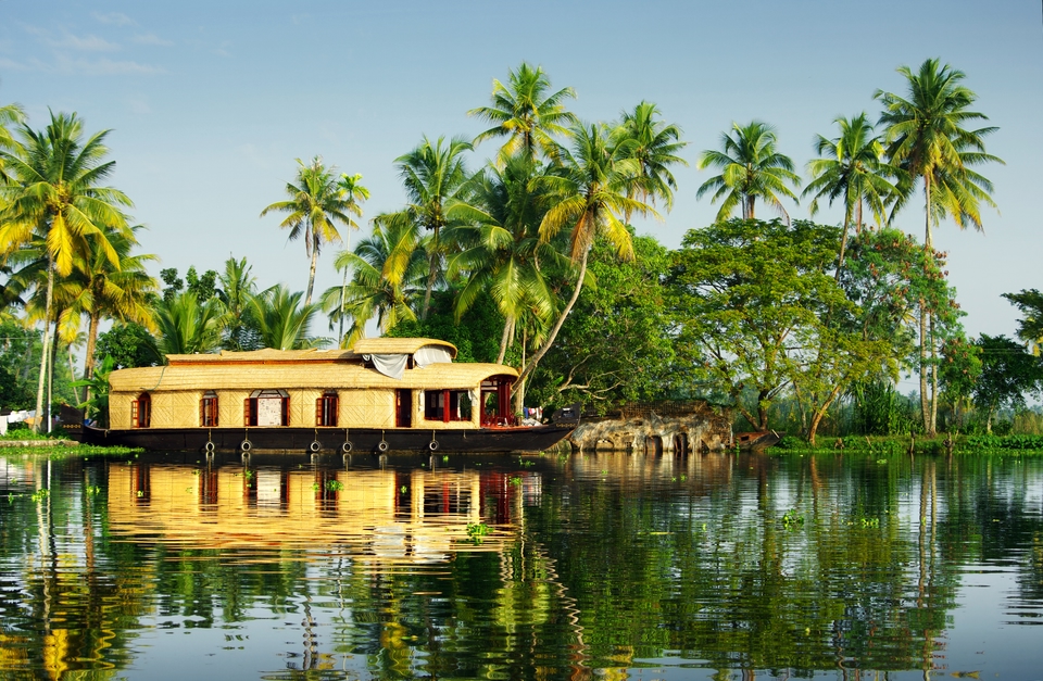 Best tourist places in India: Kerala backwaters