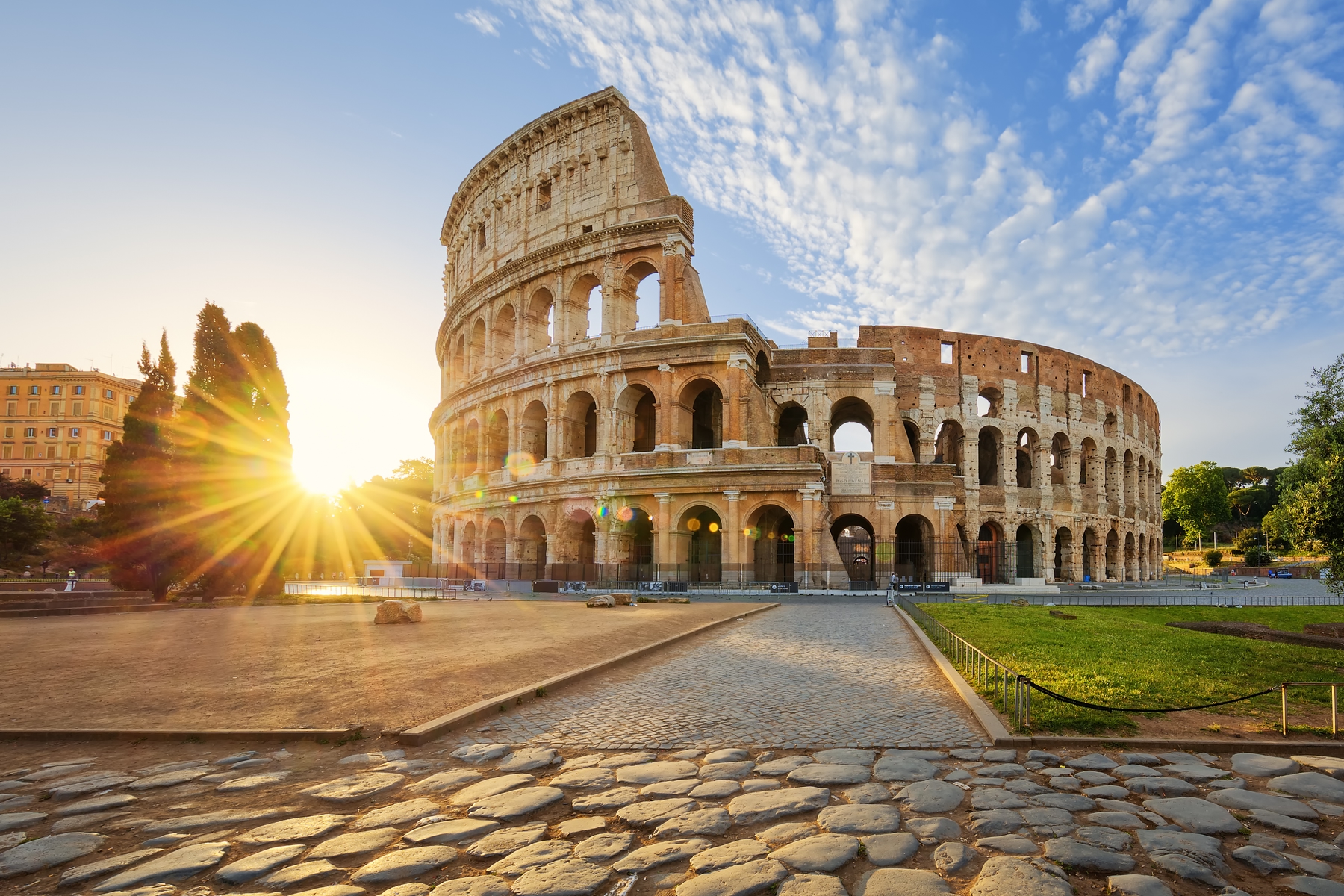 Travel to Italy: Everything you need to know | Skyscanner US, image size:1800x1200