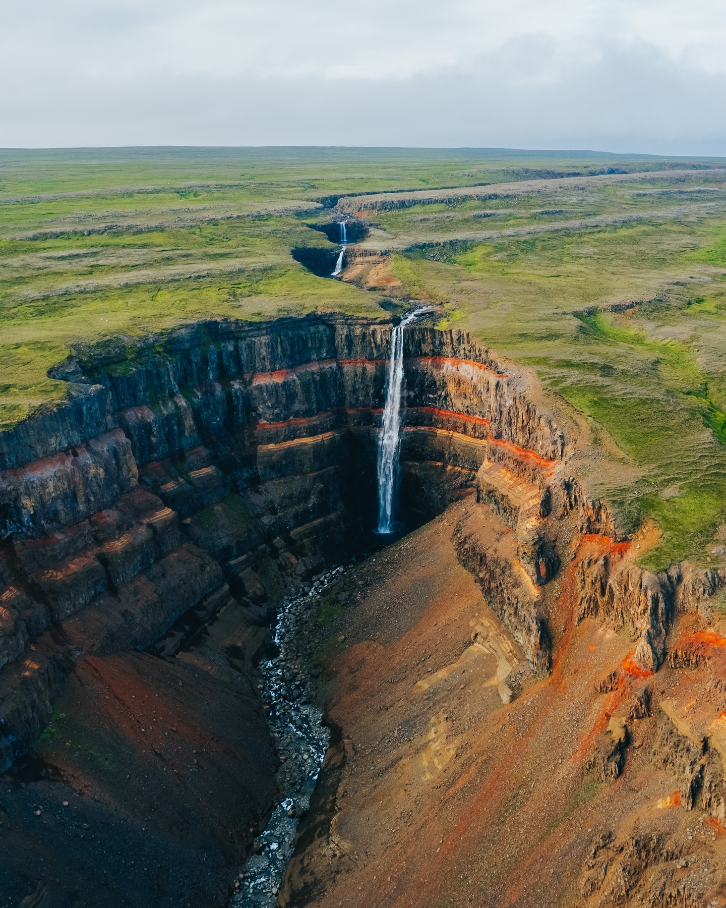 Der Hengifoss in Ostisland