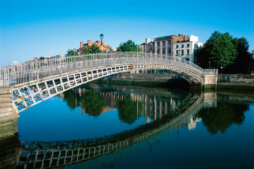 The famous Ha'penny Bridge, Dublin, Ireland