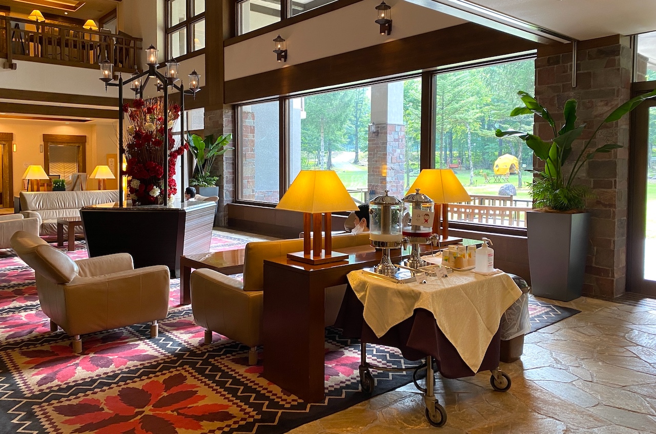 長野県　白馬村　「白馬東急ホテル」ロビー