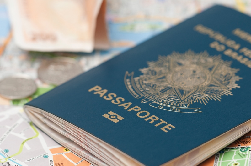 Você sabe como tirar o passaporte brasileiro? Clique na foto e encontre um passo a passo!