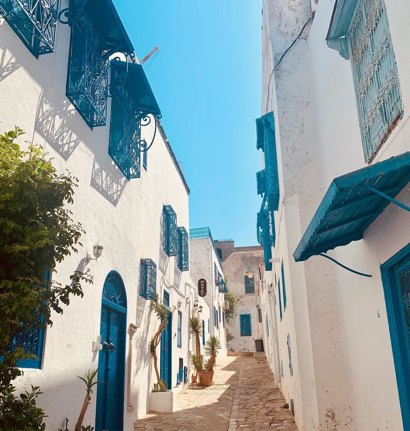 Eine Gasse in Tunesien