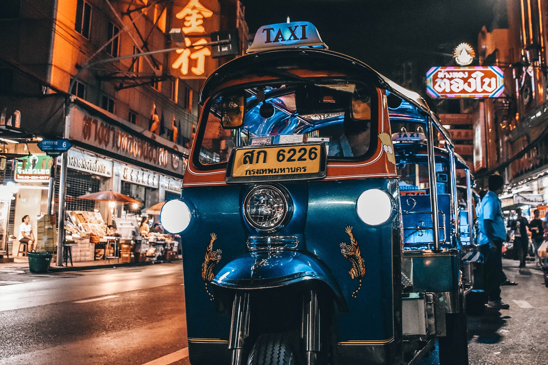 Прямые регулярные рейсы «Аэрофлота» между Москвой и Гонконгом или Бангкоком — отличный повод сделать из одного приключения два