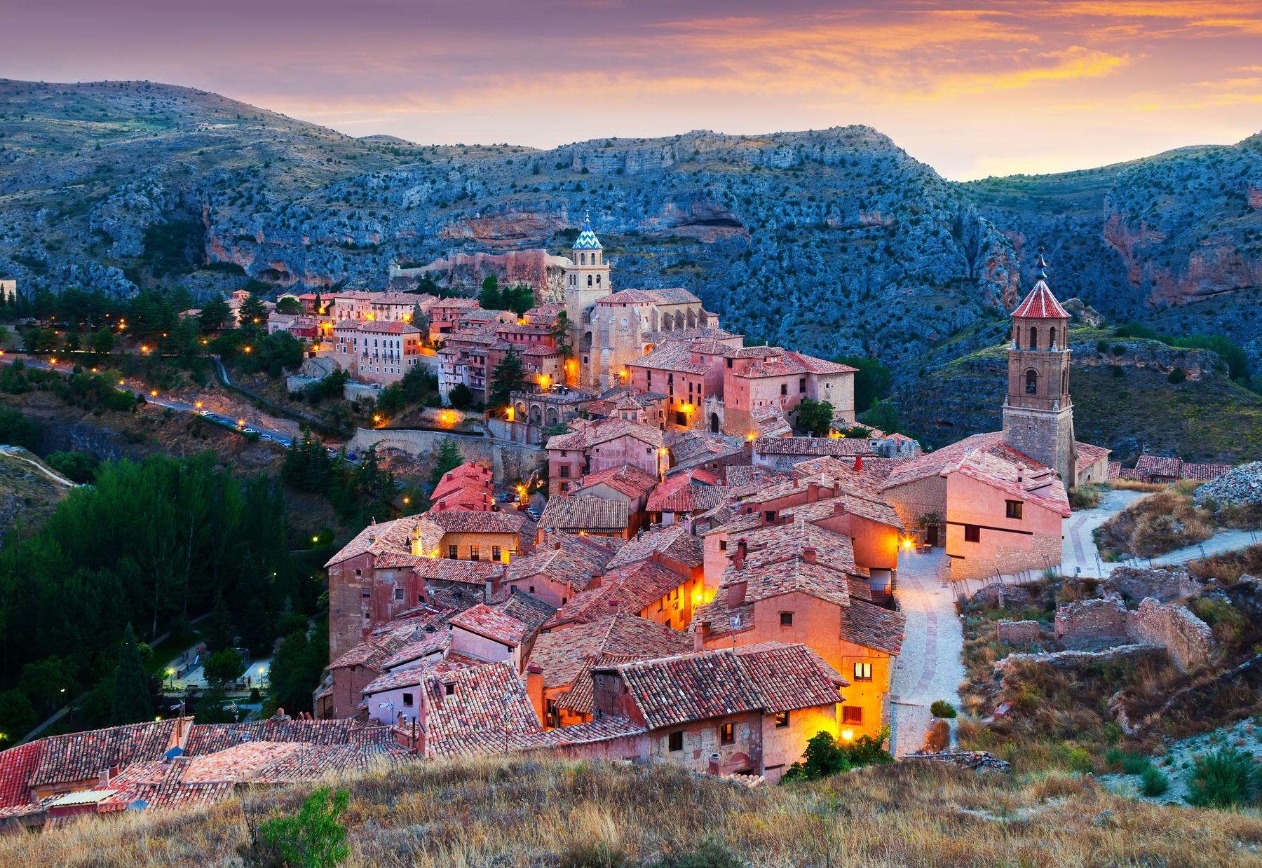 panorámica de albarracín, uno de los pueblos más bonitos de españa