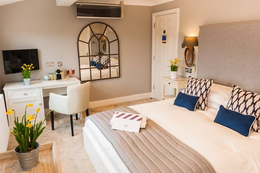 Pebble Beach is a coastal restaurant with rooms hotel