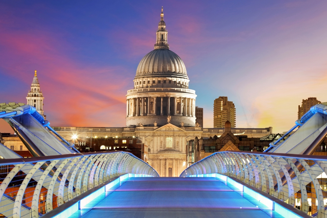 Ο Καθεδρικό Ναός του Αγίου Παύλου από την London Millennium Bridge