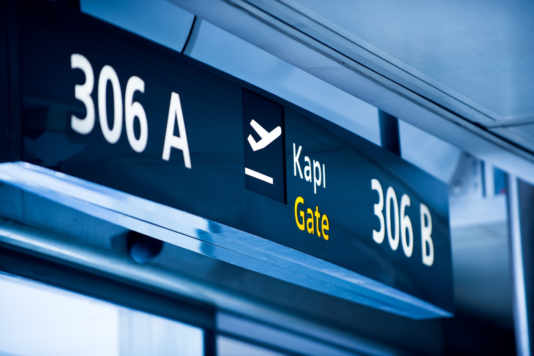 Volare per la prima volta come prendere l'aereo, come muoversi e cosa fare in aeroporto Volare per la prima volta come prendere l'aereo, come muoversi e cosa fare in aeroporto