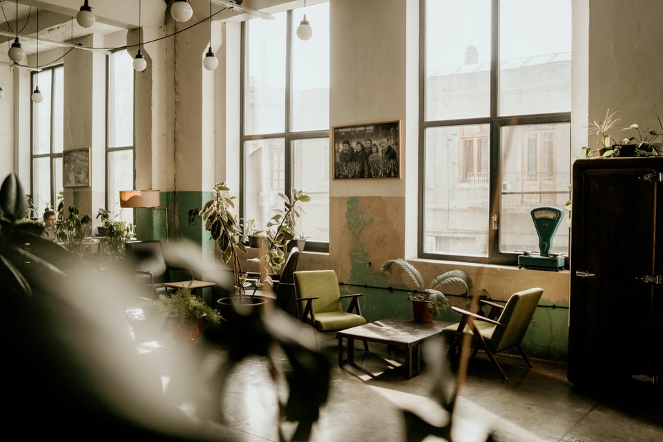 Una foto di un caffè a Tbilisi