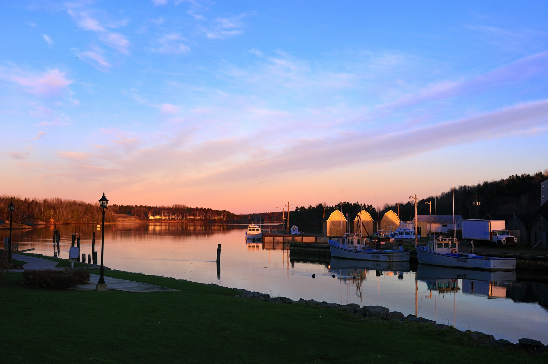 calm seaside in charlottetown pei