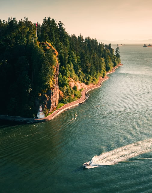 bird's eye view of Stanley Park and Vancouver seawall, one of the top cities in Canada.