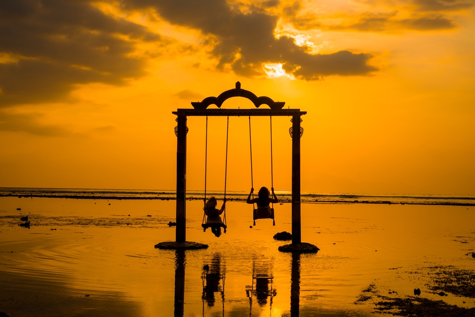Sunset in Bali - 10 cheap holiday destinations around the world
