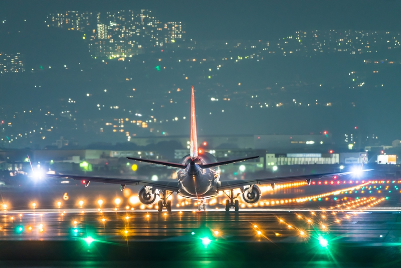 3連休 休前日出発 海外旅行 羽田空港 成田空港