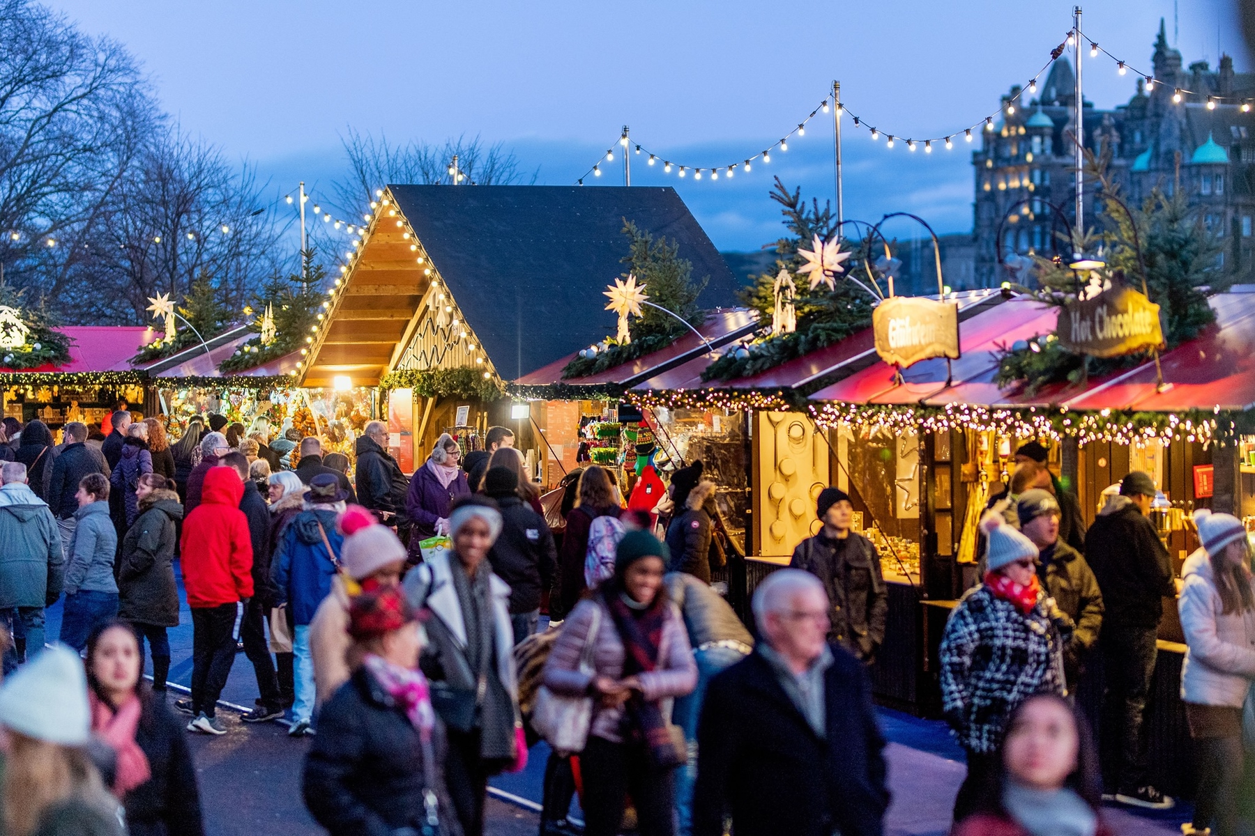 Edinburgh Christmas market will take place virtually this year