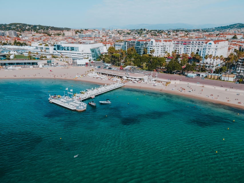 A Cannes una delle spiagge piu belle della Costa Azzurra