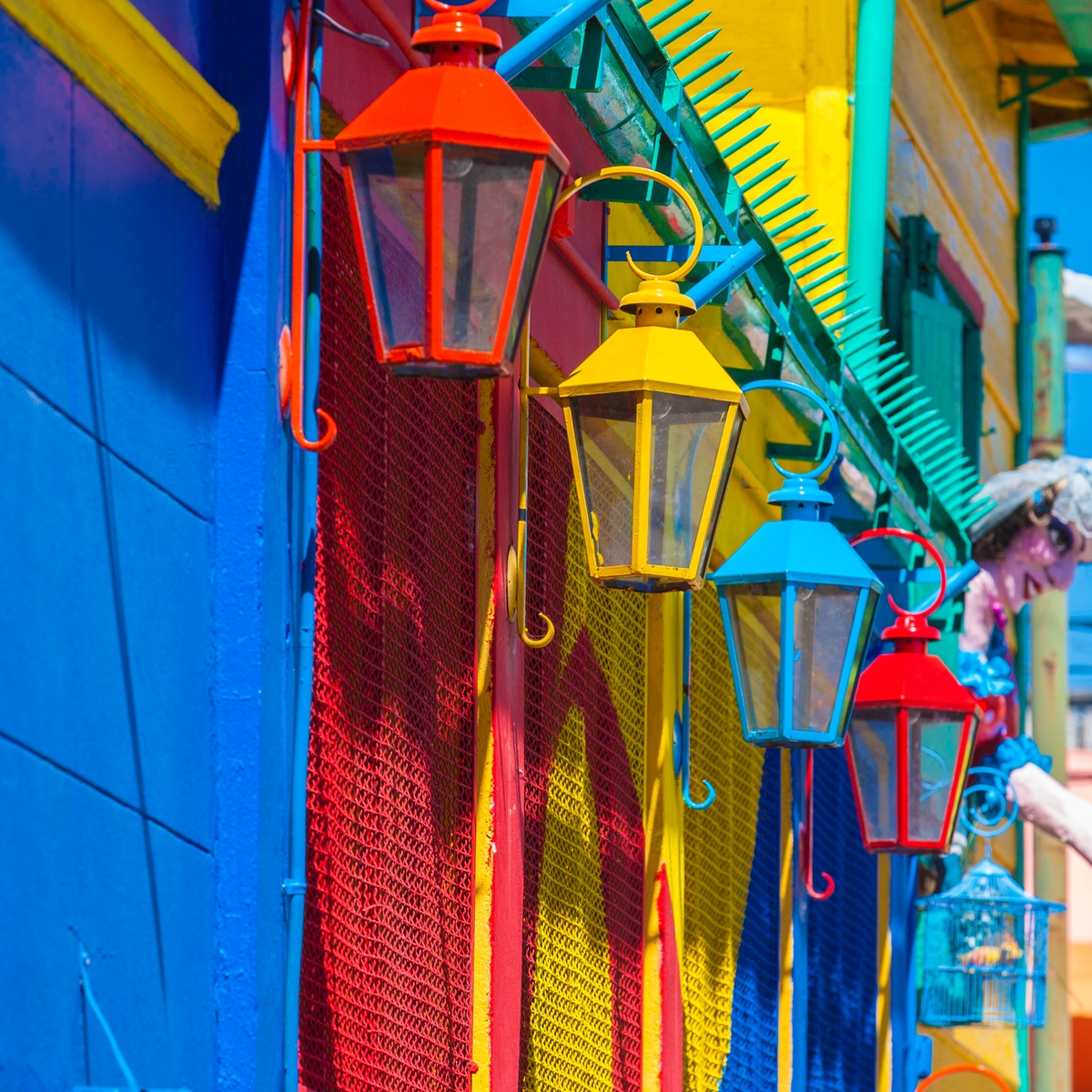 Colourful buildings in la Boca - top 9 things to do in Buenos Aires