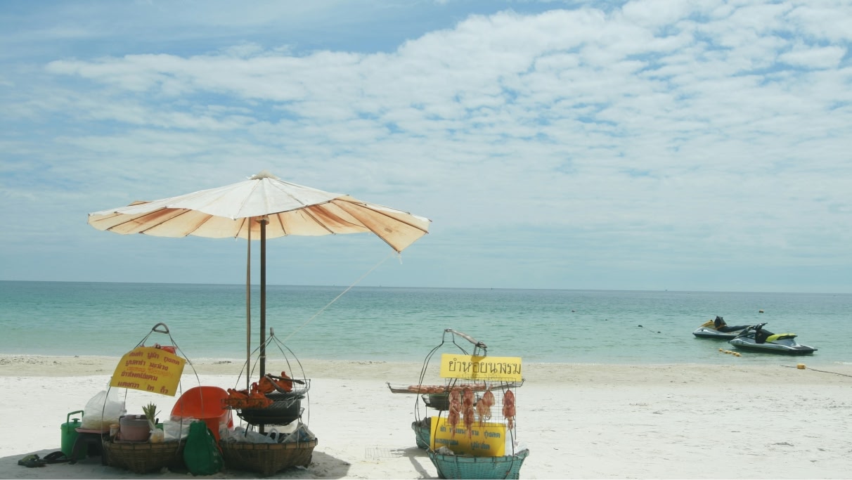 Koh Samet beach during daytime