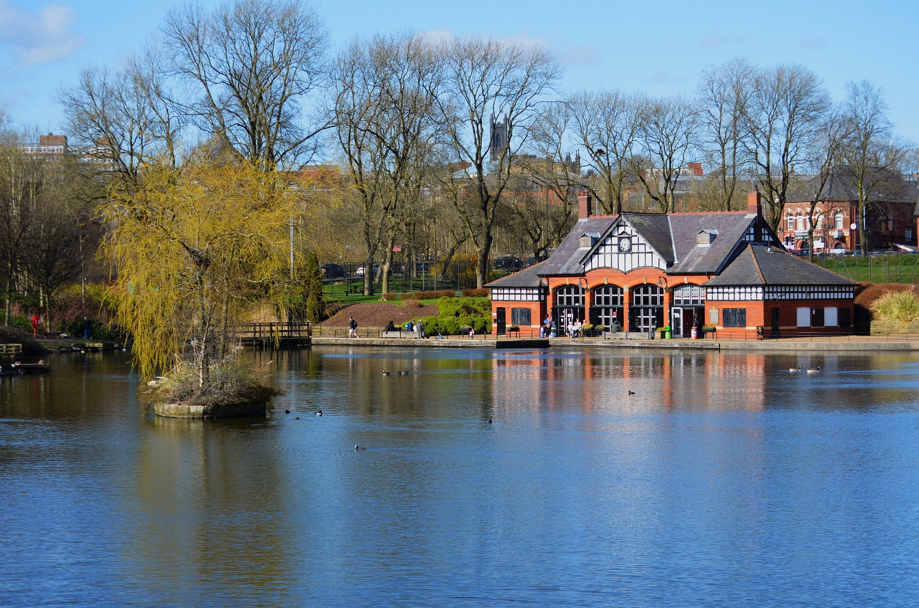 The boating lake at Alexandra Park