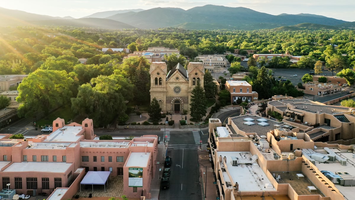 New Mexico Holidays in 2026 from $1,353 | Skyscanner