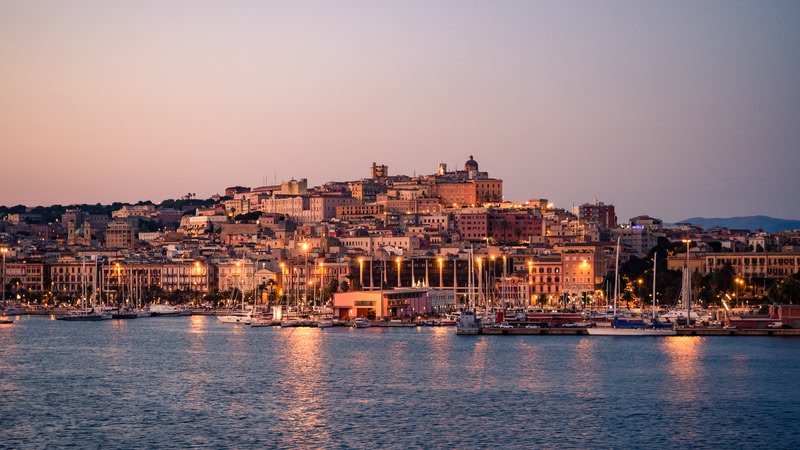 Zachód słońca nad Cagliari, Sardynia