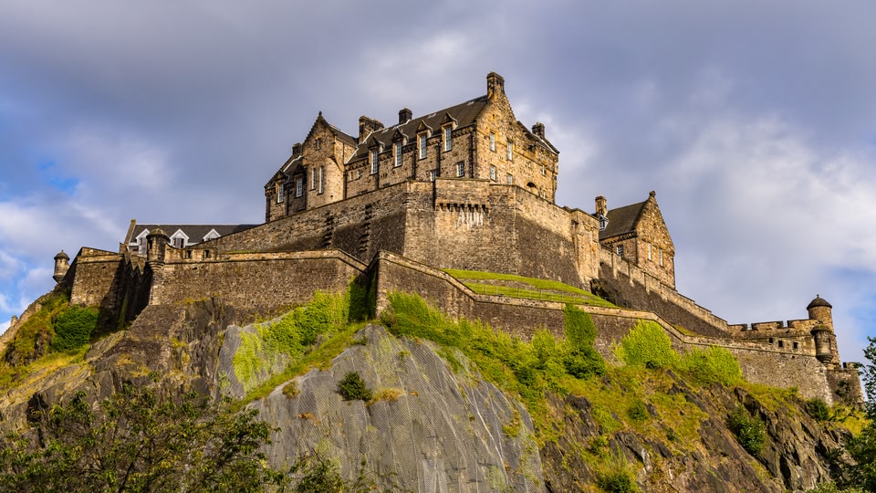 old-town-edimburgo-guida-di-viaggio-2026-skyscanner